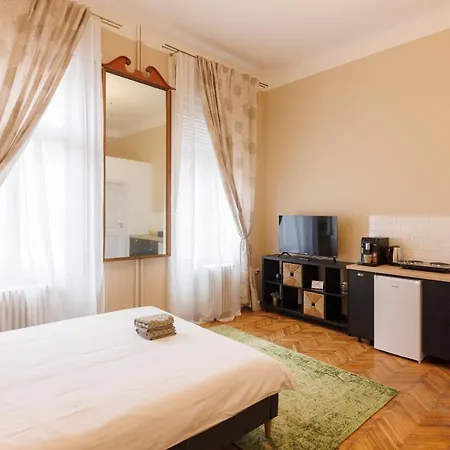 Bright In Old Town Apartament *