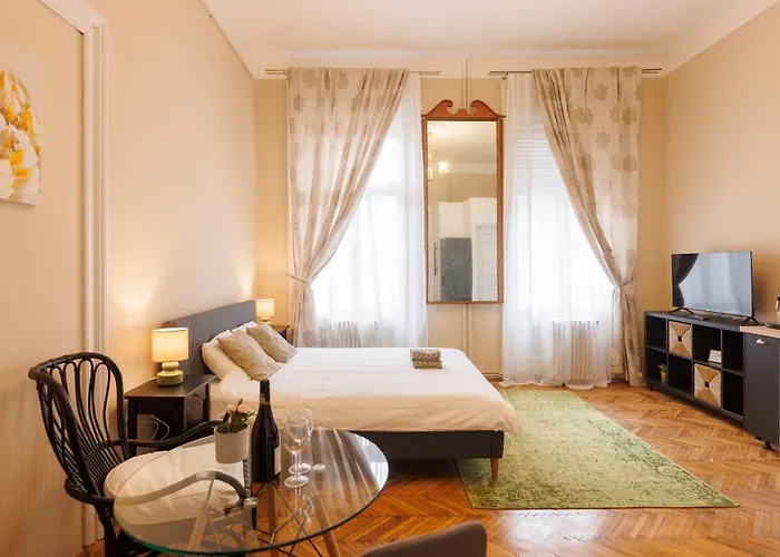 Appartamento Bright In Old Town Timisoara