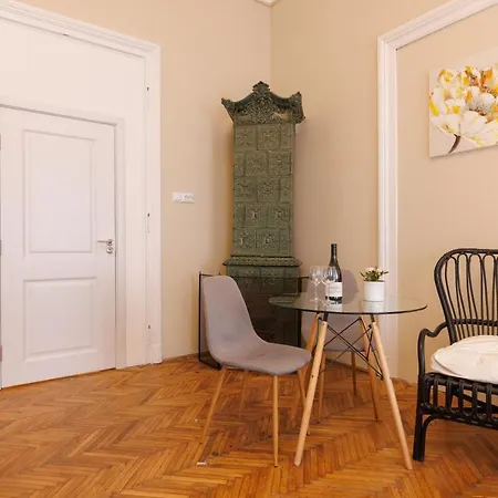 Bright In Old Town Apartment Timişoara